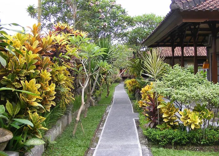 Jalan Jalan & Ubud